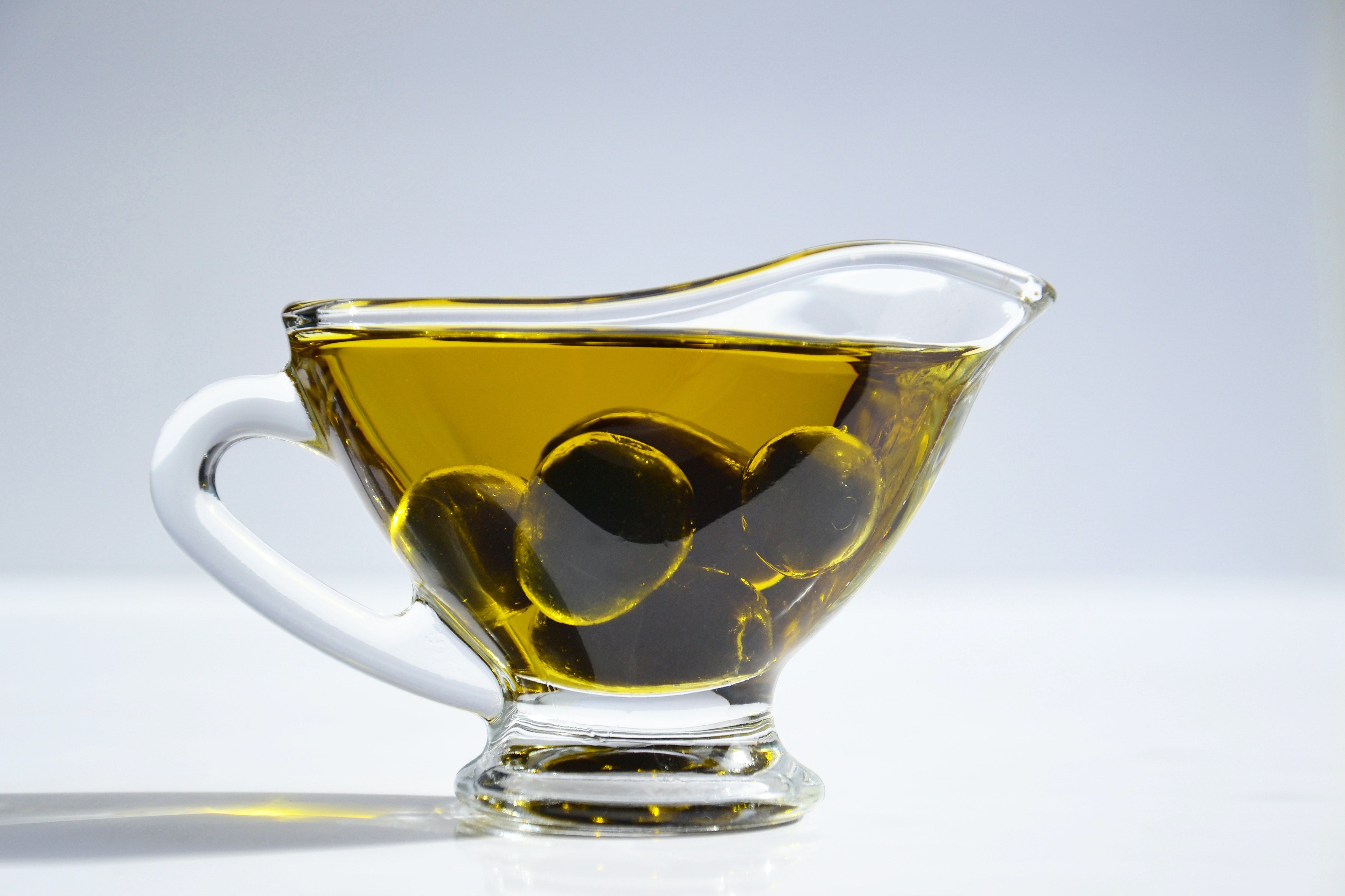 Olive Oil: Nature's Secret to Radiant Skin and Lustrous Hair